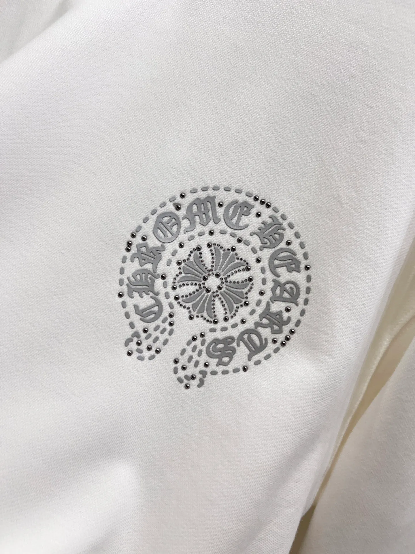 🅿️260 CH Crow 2025 autumn and winter new round neck long-sleeved sweatshirt, cross foam technology + Middle Eastern Australian diamond design technology, the real thing is great🔥Same style for men and women, loose version, size S M L XL XXL five sizes black white
